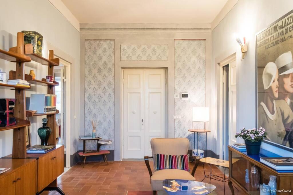 Casa Maria - Attico Di Lusso Vicino Alle Mura Lucca Exterior photo